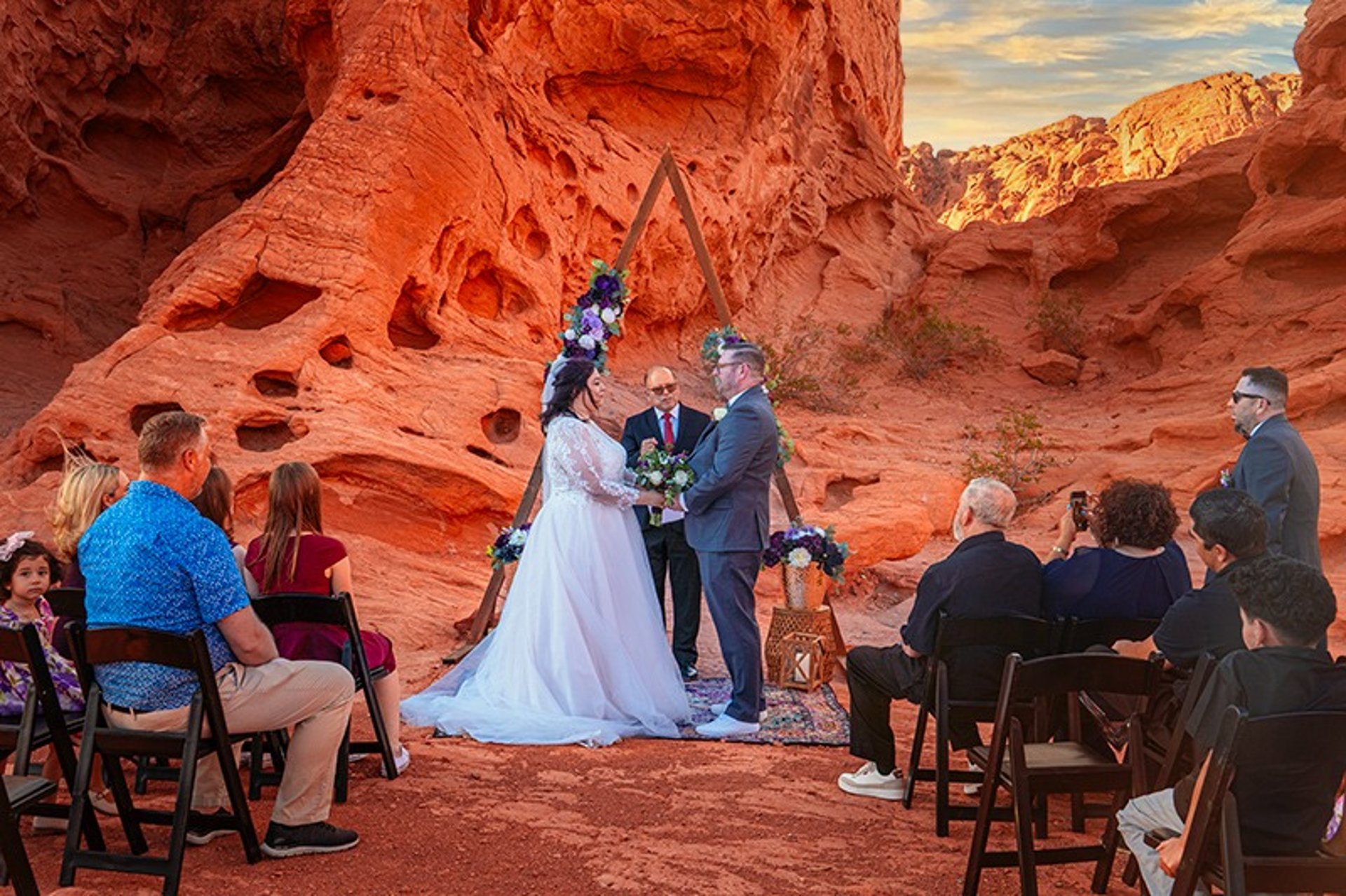Valley of Fire wedding arch — Las Vegas Weddings promise